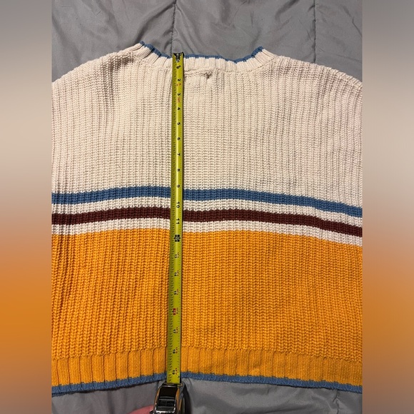 American eagle sweater - Picture 3 of 3